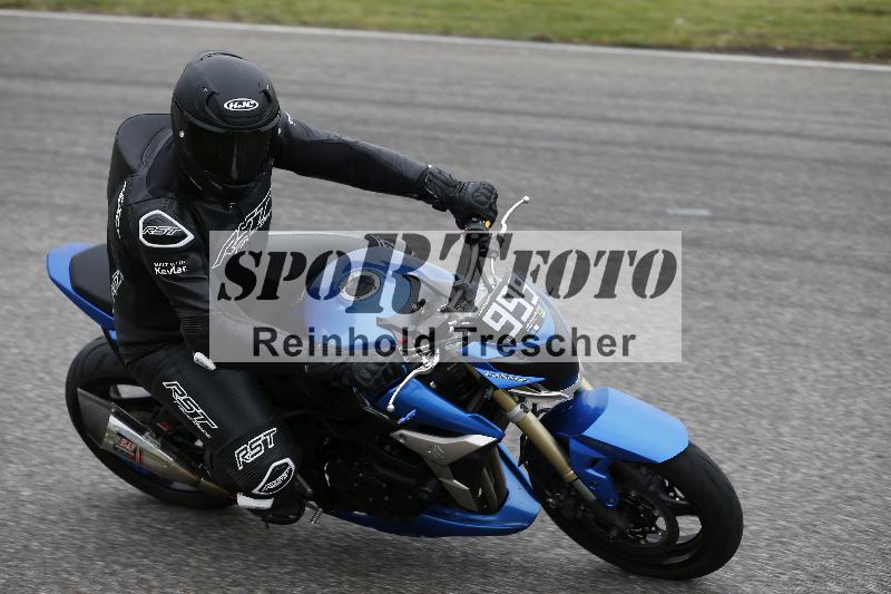 /Archiv-2025/08 20.04.2025 Speer Racing ADR/Gruppe gruen/999